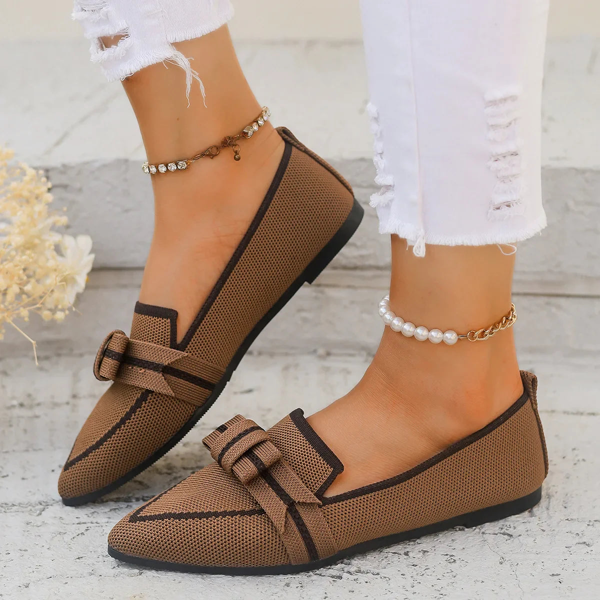 2024 Women’s Knitted Flats – Breathable Slip-On Pointed Toe Loafers, Comfortable Casual Walking Shoes in Solid Colors