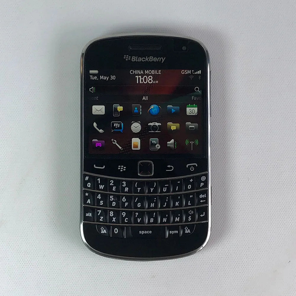 BlackBerry Bold Touch 9900 3G Unlocked Mobile Phone – QWERTY, 2.8" Screen, 5MP Camera, 8GB ROM, BlackBerryOS Dakota Magnum