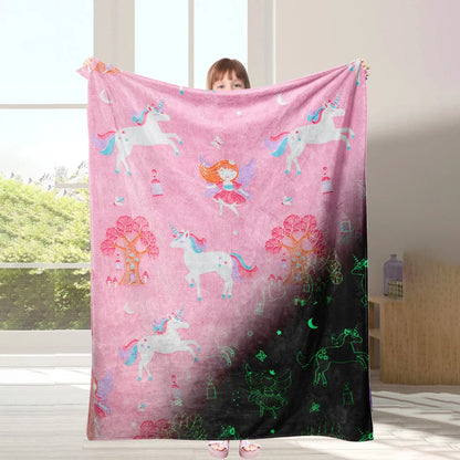 Glow-in-the-Dark Unicorn Blanket for Girls – Soft Pink Fleece Throw, Perfect Christmas & Birthday Gift for Toddlers and Kids