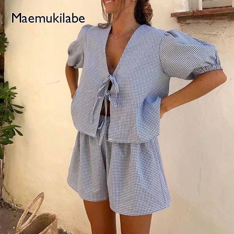 Maemukilabe Y2K Vintage Plaid 2-Piece Set for Women – Loose V-Neck Puff Sleeve Tie-Up Blouse & Shorts Lounge Matching Outfit