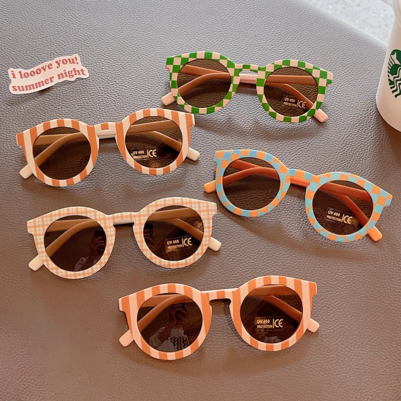 2023 Kids Checker Panel Round Sunglasses – Cute UV400 Sun Protection for Baby Girls & Children Outdoor Wear