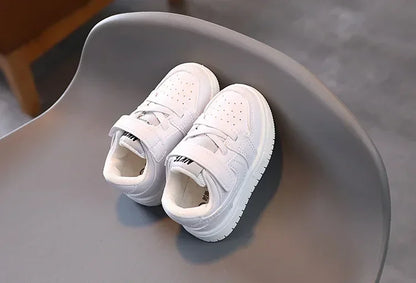 2025 Toddler & Kids White Sneakers — Fashionable Non-Slip Walking Shoes for Boys, Breathable Outdoor Casual Board Shoes