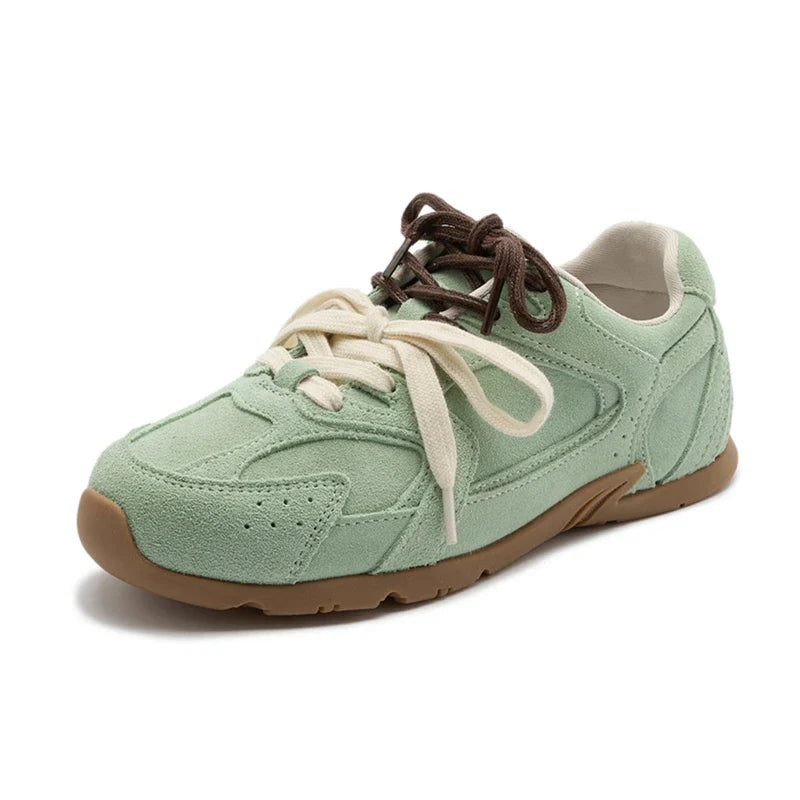 AIYUQI Women's Genuine Leather Sneakers – Retro German Trainers, Winter Velvet Fur, Flat Casual Shoes