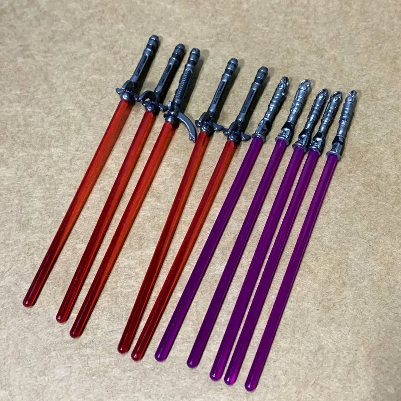Lot of Star Wars & GI Joe Accessories – Lightsaber, Blaster Gun & Jetpack for 6’’ Action Figures