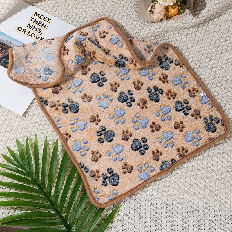 Soft Sleep Mat for Small Pets – Plush Bed Blanket for Hamsters, Puppies, Kittens, Rabbits & Guinea Pigs