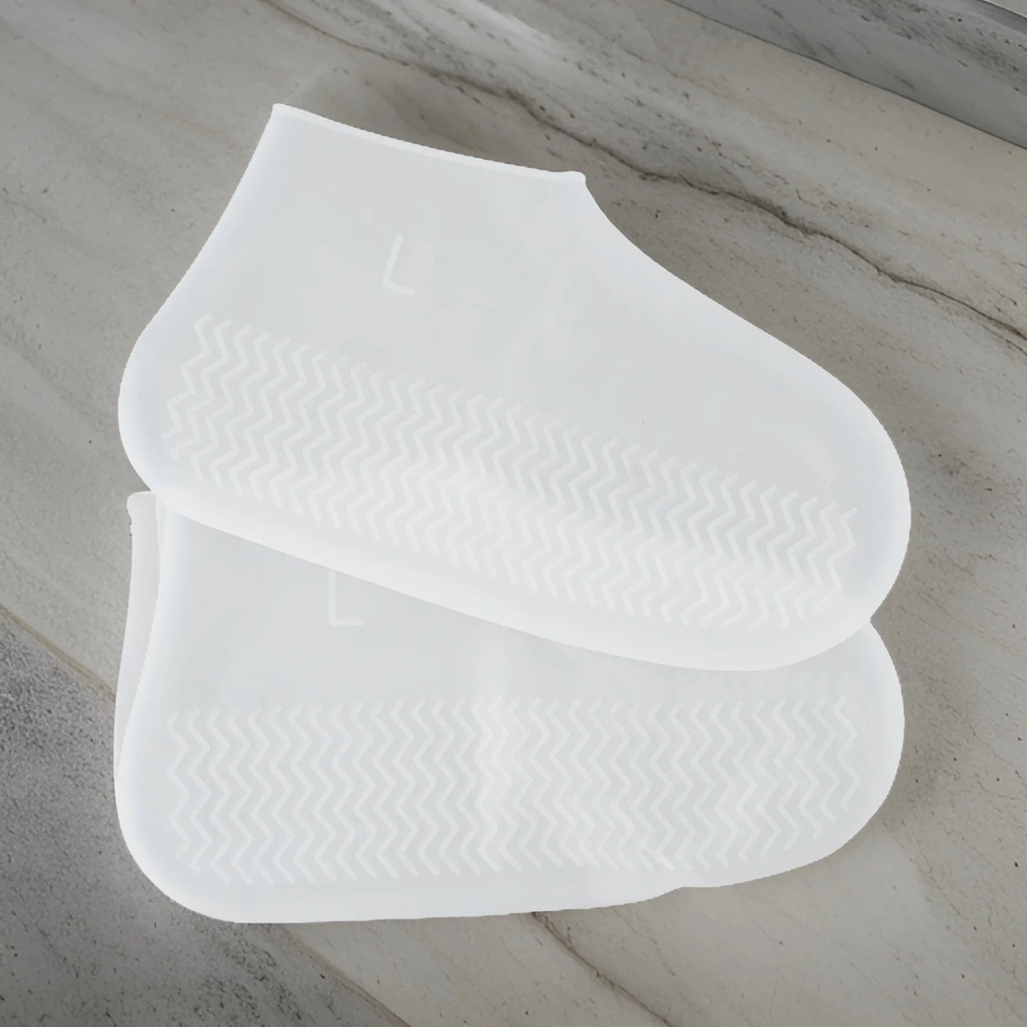 Waterproof Silicone Shoe Covers – Non Slip Reusable Overshoes for Rainy Days, Boot Protectors in S/M/L