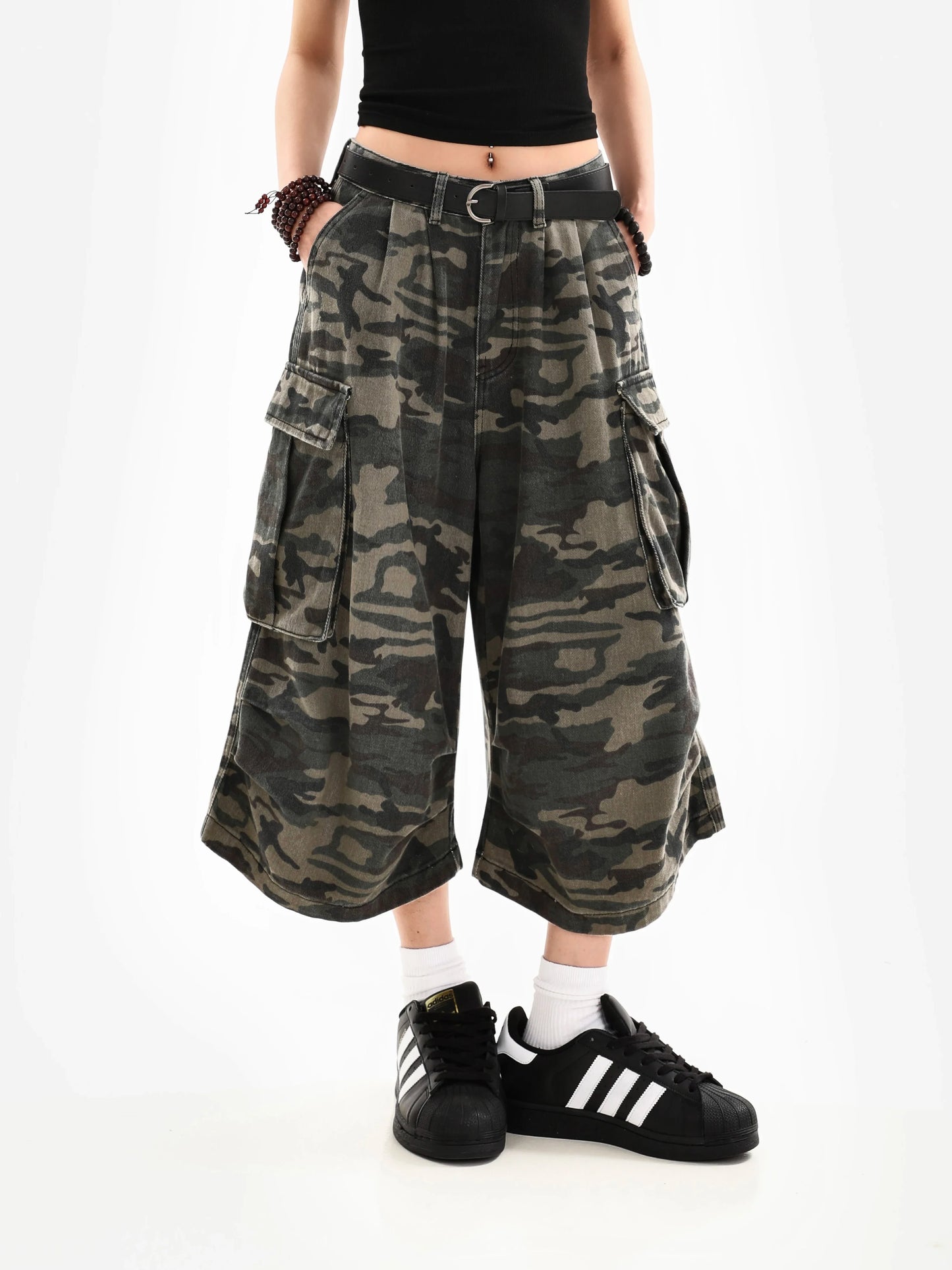 Women’s Summer Camouflage Cargo Capris — Loose Street Style Calf-Length Casual Shorts
