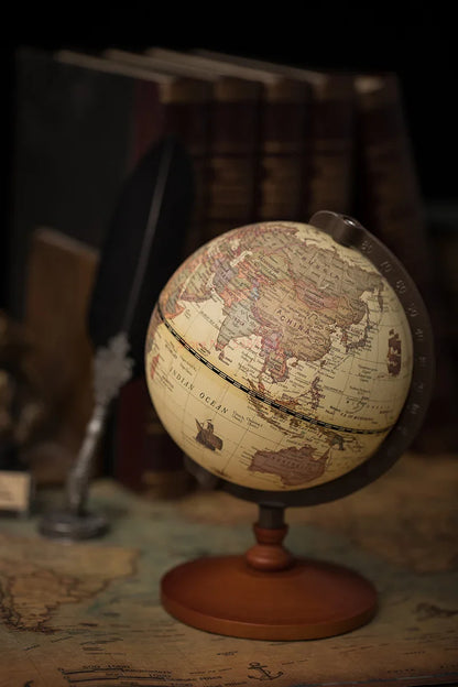 New World Globe – Retro Earth Map with Wooden Base, English Geography Education Desk Decoration