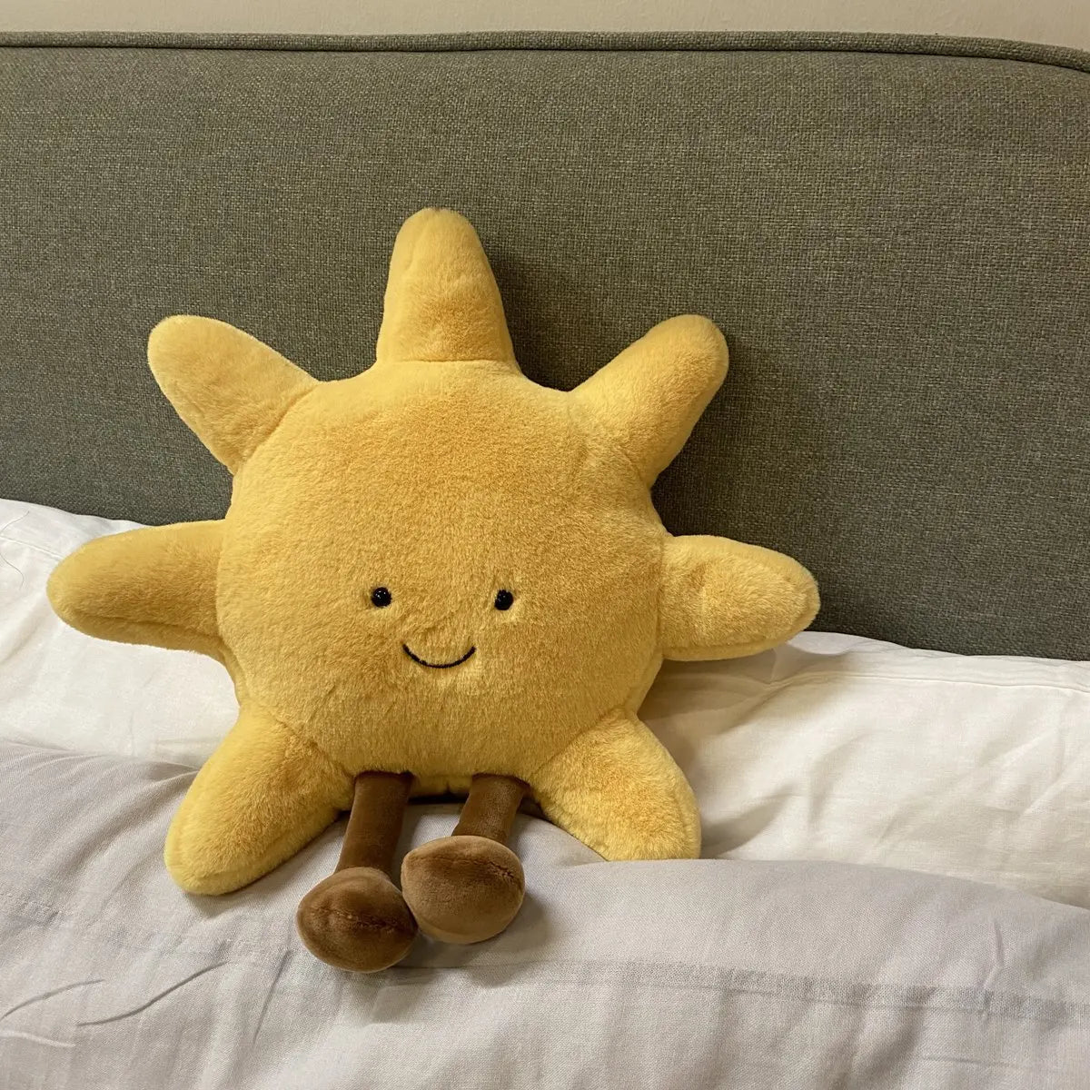 Adorable Smile Face Moon & Sun Plush Toy – Cute Cartoon Weather Stuffed Pillow for Kid's Bedroom Decor & Sofa