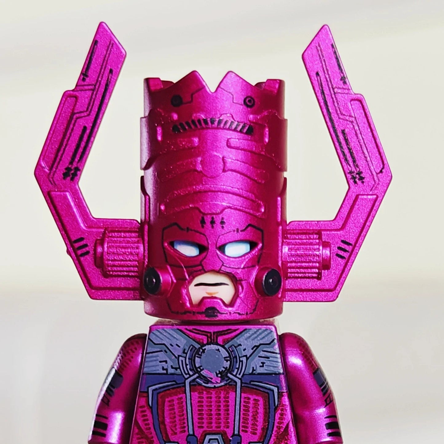 Electroplated Chrome & Gold Mini Building Block Action Figures – Collectible Toy Set