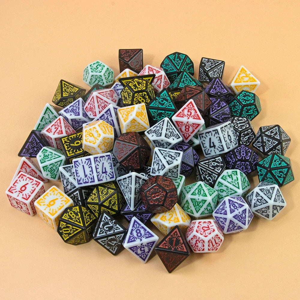 DND Carving Pattern Dice Set - 7Pcs RPG Polyhedral Dice for Board Games, Gifts & Entertainment Accessories