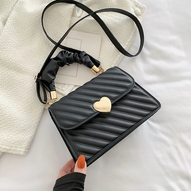 Fashion Rhombus Tote Bag for Women - Shoulder Handbag with Pleated Metal Heart Shape Trim, Girls' Student Coin Pack