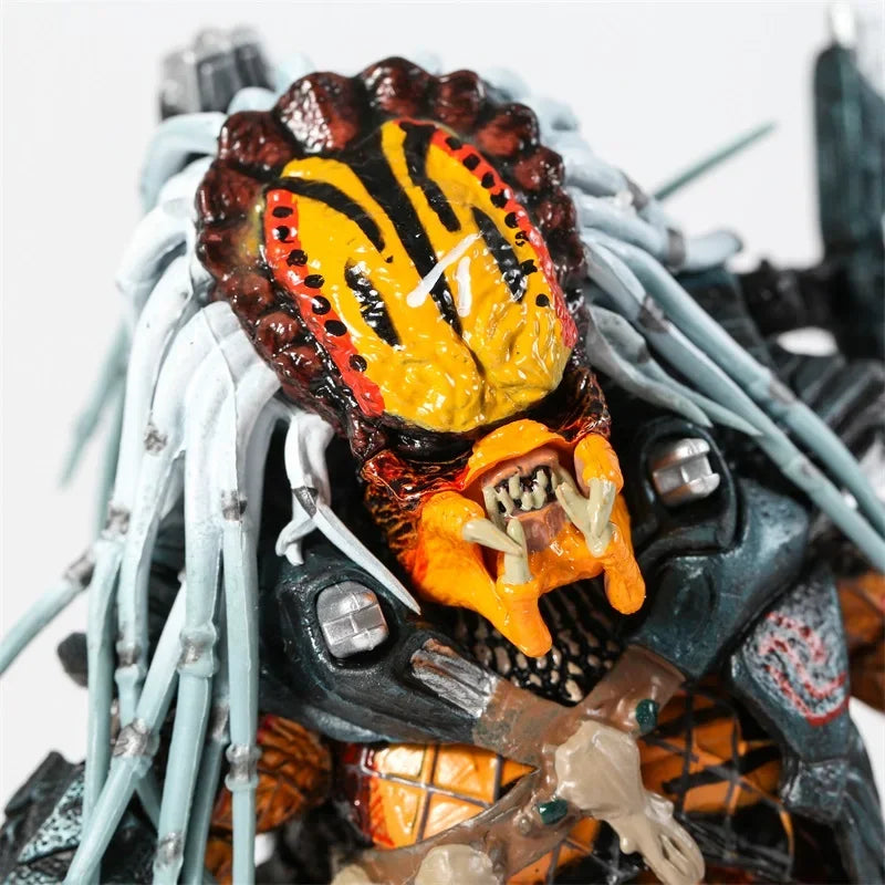 NECA Predator Clan Leader 7-Inch Action Figure with Accessories – Collectible Model Toy