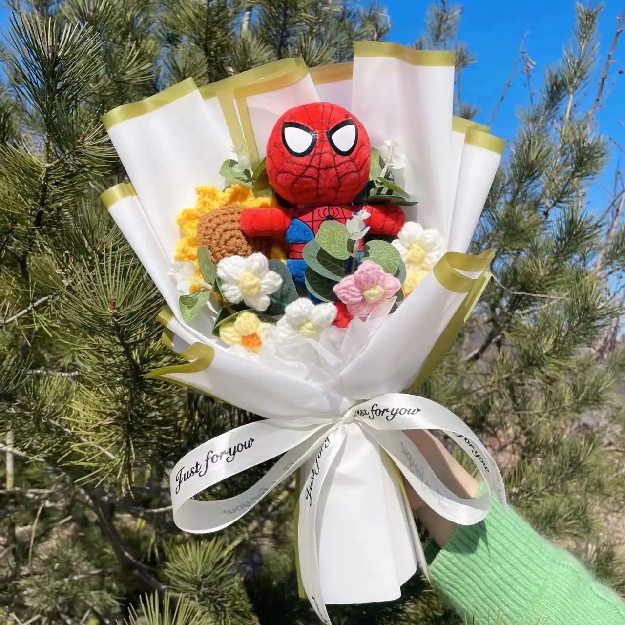 Superhero Plush Dolls — Handmade Spider-Man, Hulk, Superman & Captain America Bouquet Toys, Gift for Boys, Graduation, Christmas & Birthday