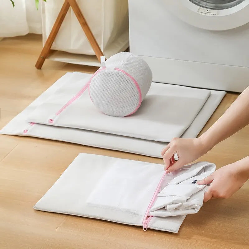 2Pcs/7Pcs Transparent Fine Mesh Laundry Bags – 6 Sizes Reusable Zippered Wash Bags for Machine Protection