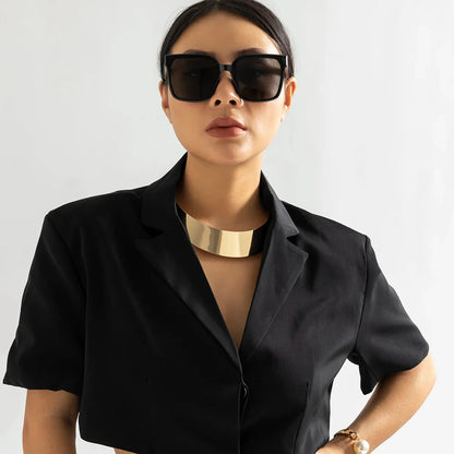 Exaggerated Chunky Metal Wire Choker Necklace – Gold Punk Collar, Wide Smooth Chain, Steampunk Jewelry for Women