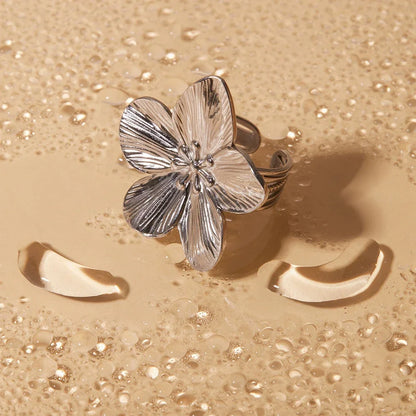 2PC Women's Trendy Stainless Steel Flower Earrings – Fashionable Outdoor Travel & Party Gifts