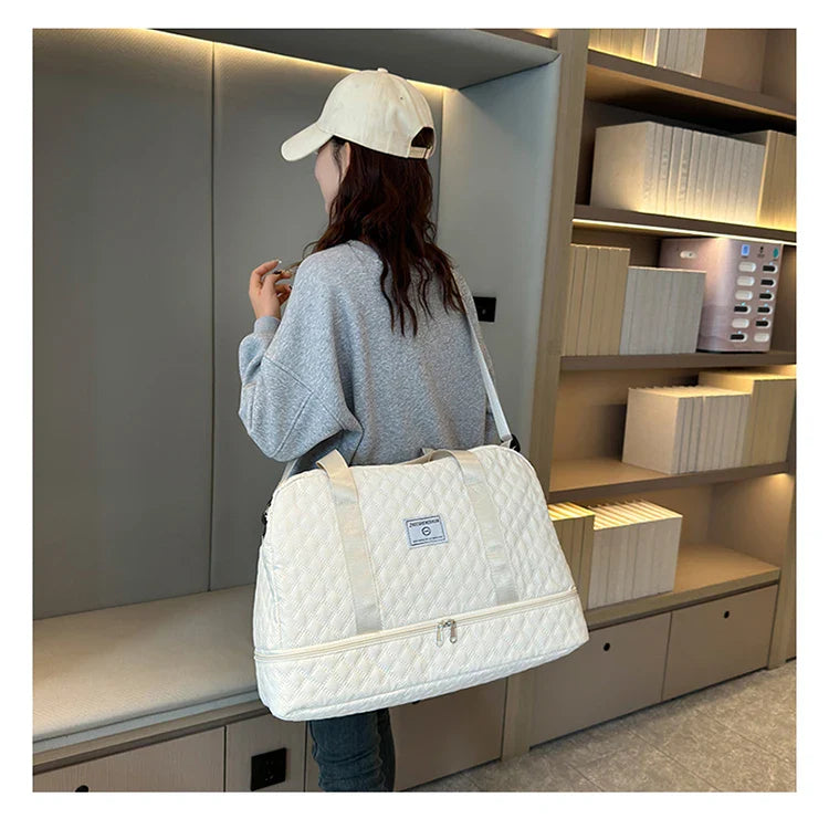 Short Trip Travel Bag – Large Capacity Waterproof Handbag with Dry & Wet Separation for Men & Women