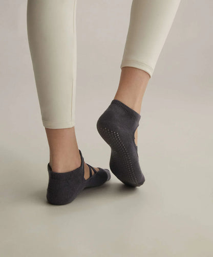 2 Pairs Women's Yoga Socks – Breathable Cotton, Sweat-Absorbent, Anti-Slip Silicone Grip for Pilates & Fitness
