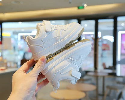 Children’s White Sports Shoes — Spring & Autumn Lightweight Anti-Slip Sneakers, Boys Soft Sole Casual Board Shoes