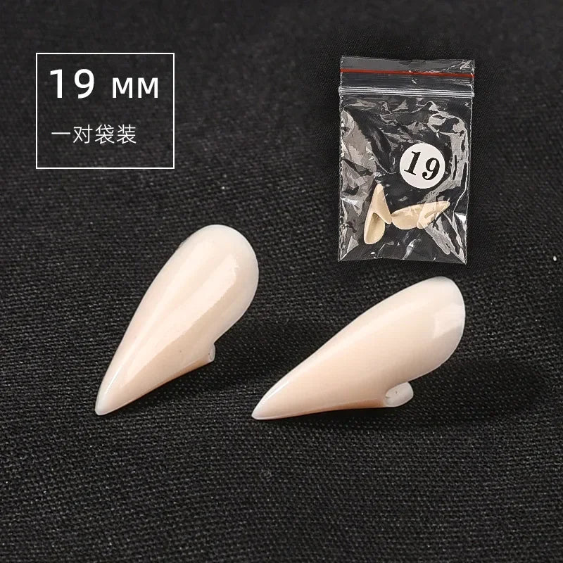 5 Pairs Halloween Vampire Fangs – Resin False Teeth Costume Props with Solid Glue for Cosplay, Party & DIY Decoration