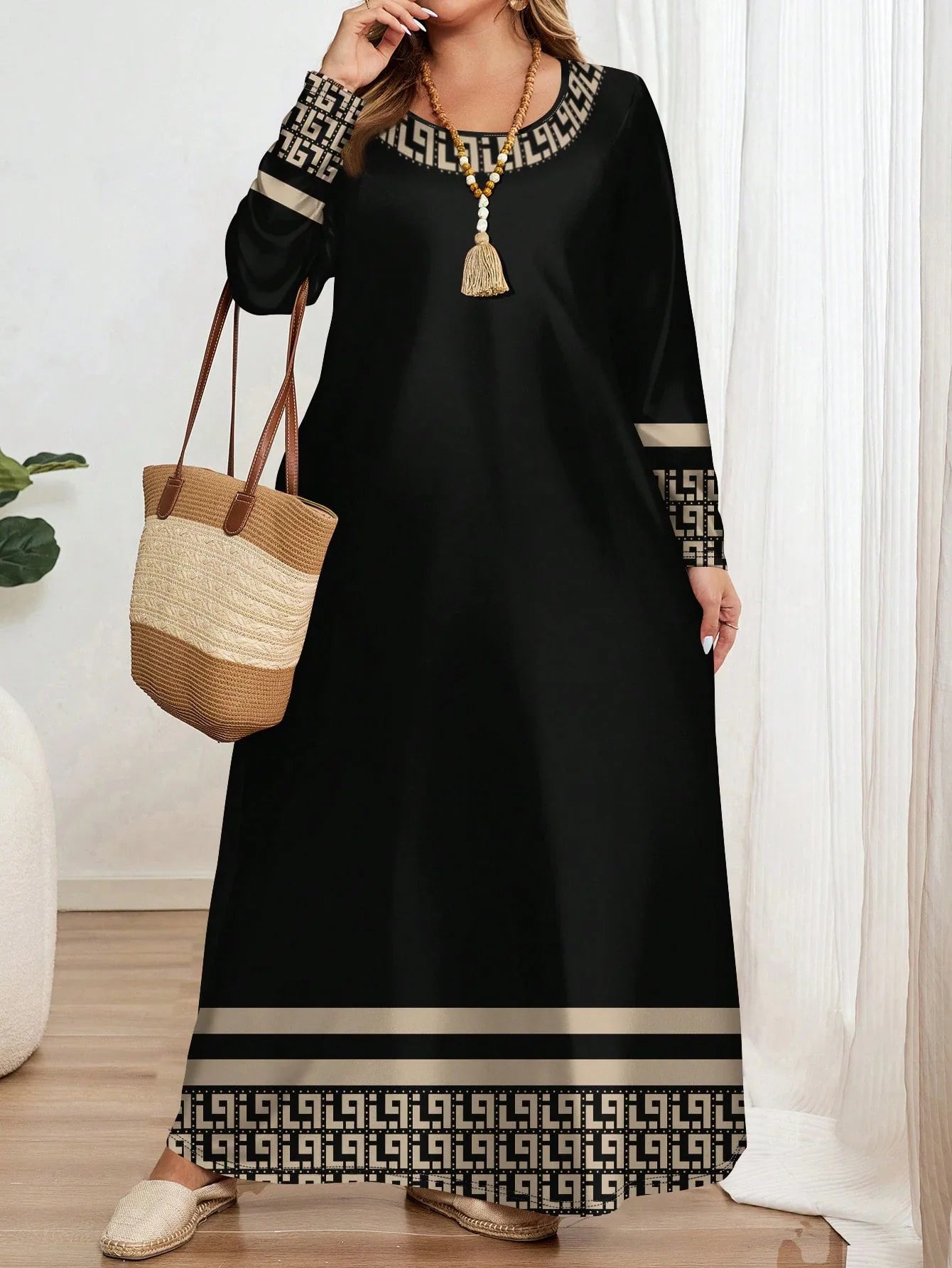 Plus-Size Women’s Ethnic Geometric Print Dress – Long Sleeve Round Neck Fashionable Maxi Dress