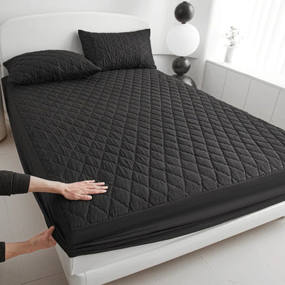 Quilted Waterproof Mattress Protector - Thick Fitted Bed Cover Pad for Queen & King Size Mattresses