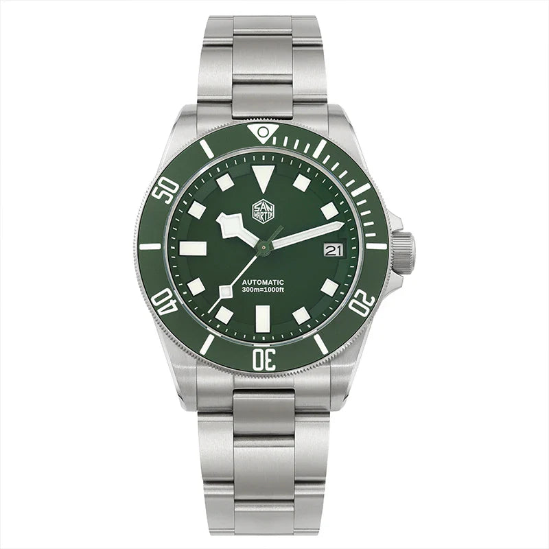 San Martin SN0121T Titanium Diving Watch – NH35 Automatic, Grade 2 Titanium, 120-Click Bezel, 300M Waterproof Wristwatch