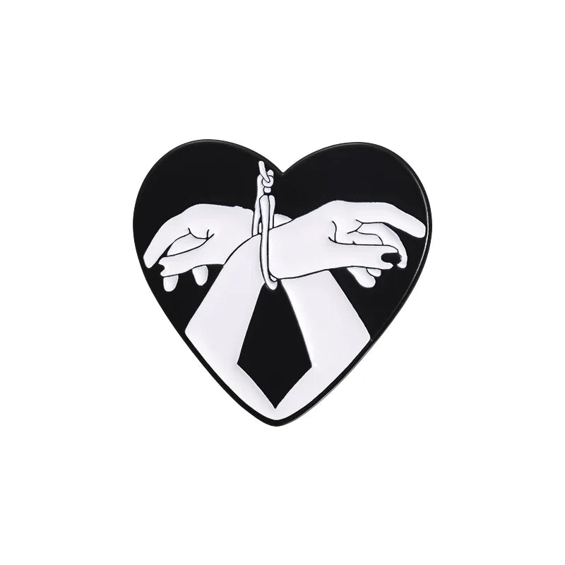 Pink Heart Brain Ghost Enamel Brooch – Gothic Retro Radio & TV Badge, Funny Punk Lapel Pin Jewelry Gift