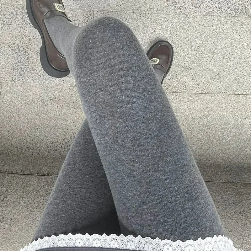 Women’s Winter Plush Leggings — Thicken Vertical Stripe Thermal Tights, High-Waist Fleece, Slim Fit, High Stretch