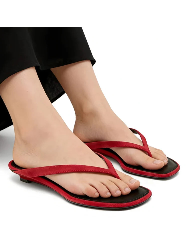 Women's Red Square-Toe Flip Flops - Low Heel Casual Summer Beach Mules