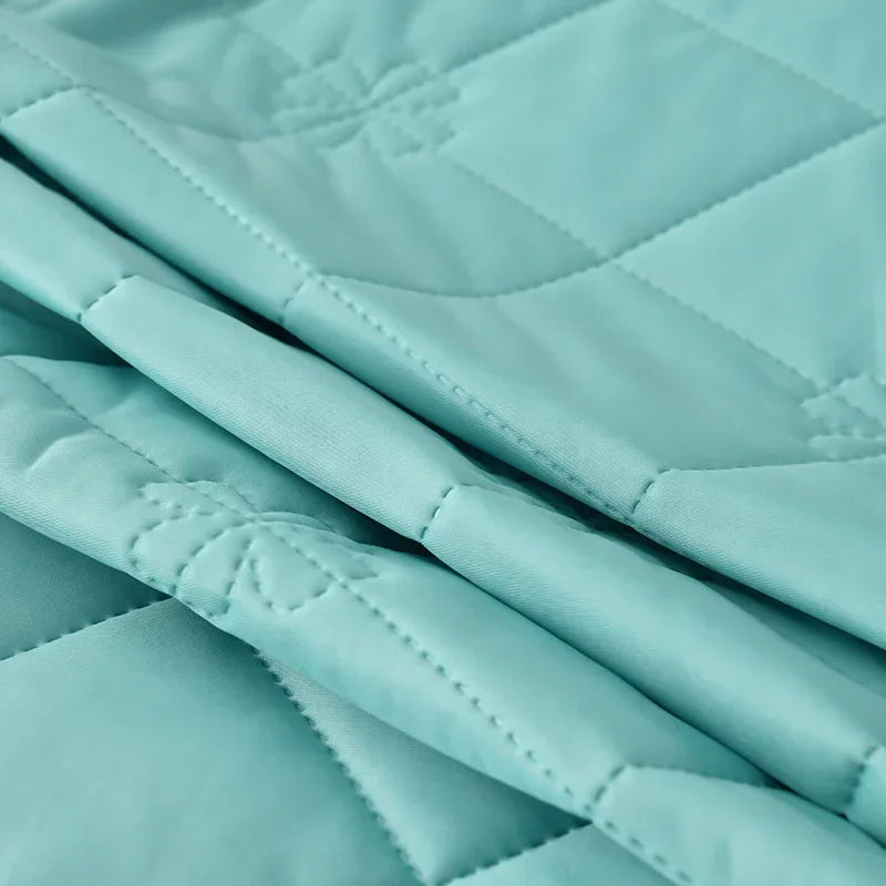 Dual-Sided Large Cooling Blanket for Summer – Lightweight Quilted Polyester Throw for Hot Sleepers, Soft & Machine Washable Bedding