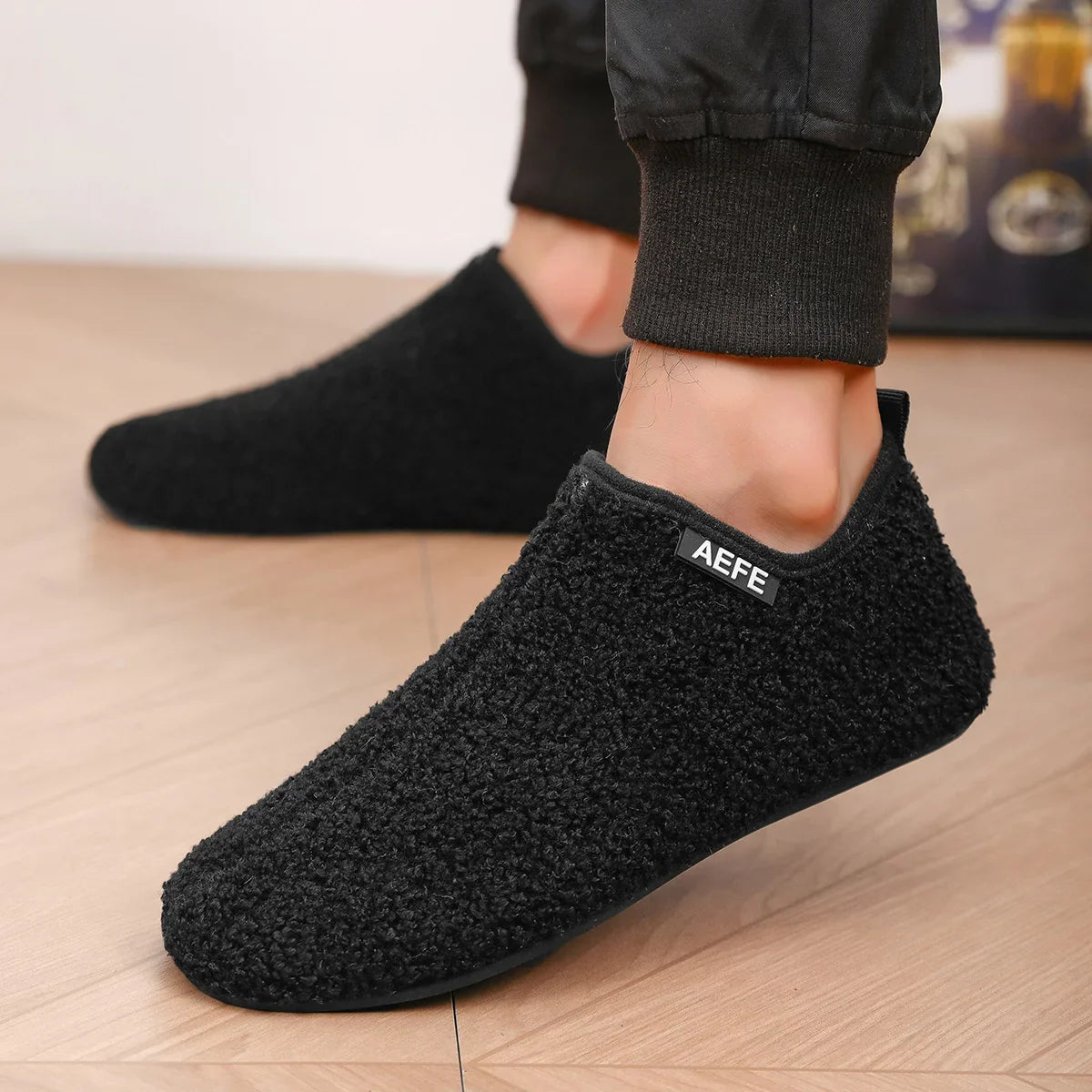 Men’s Fuzzy Winter Slippers – Warm Indoor House Shoes with Soft Cushioning & Arch Support