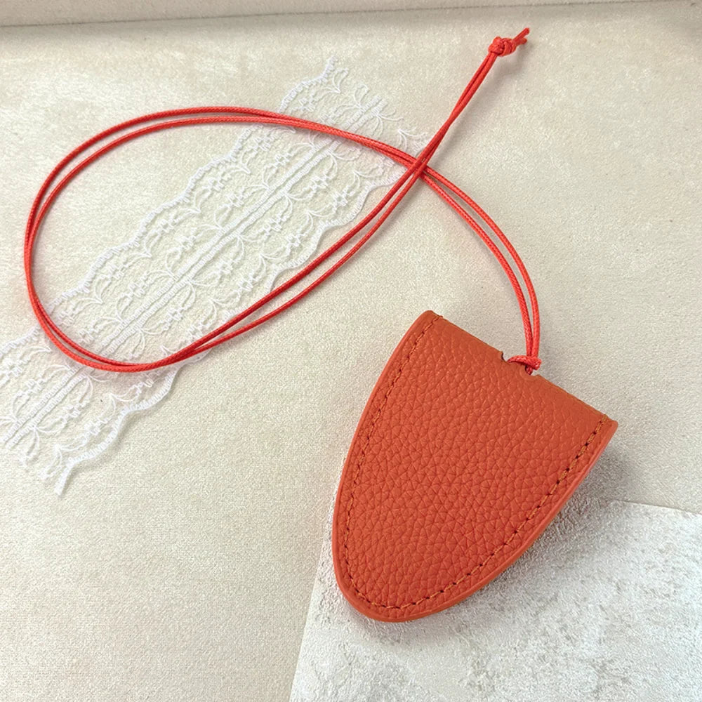 Hanging Neck Eyeglasses Storage Bag with Chain – Unisex Leather Sunglasses Case & Portable Key Holder Pendant