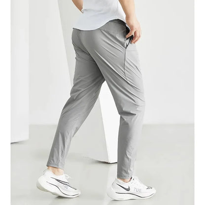 Men’s Quick-Dry Running Pants – Lightweight Jogging Sweatpants with Elastic Waist for Gym & Training