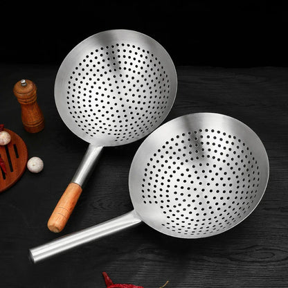Thickened 304 Stainless Steel Colander with Long Handle – Large Kitchen Sieve for Oil, Flour, Noodles & Dumplings