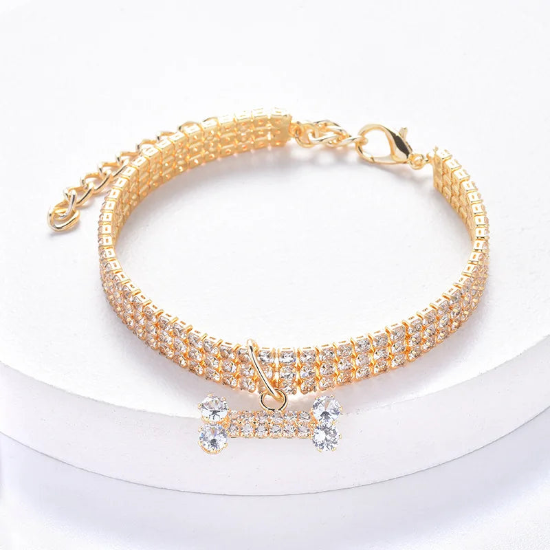 Adjustable Crystal Rhinestone Pet Necklace Collar – Luxury Fashion Dog & Cat Pendant Jewelry Accessories for Puppies & Pets