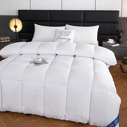 Hotel Style Winter Comforter – Soft, Fluffy & Breathable Quilt Blanket, Lightweight & Warm, Queen/King 220x240cm