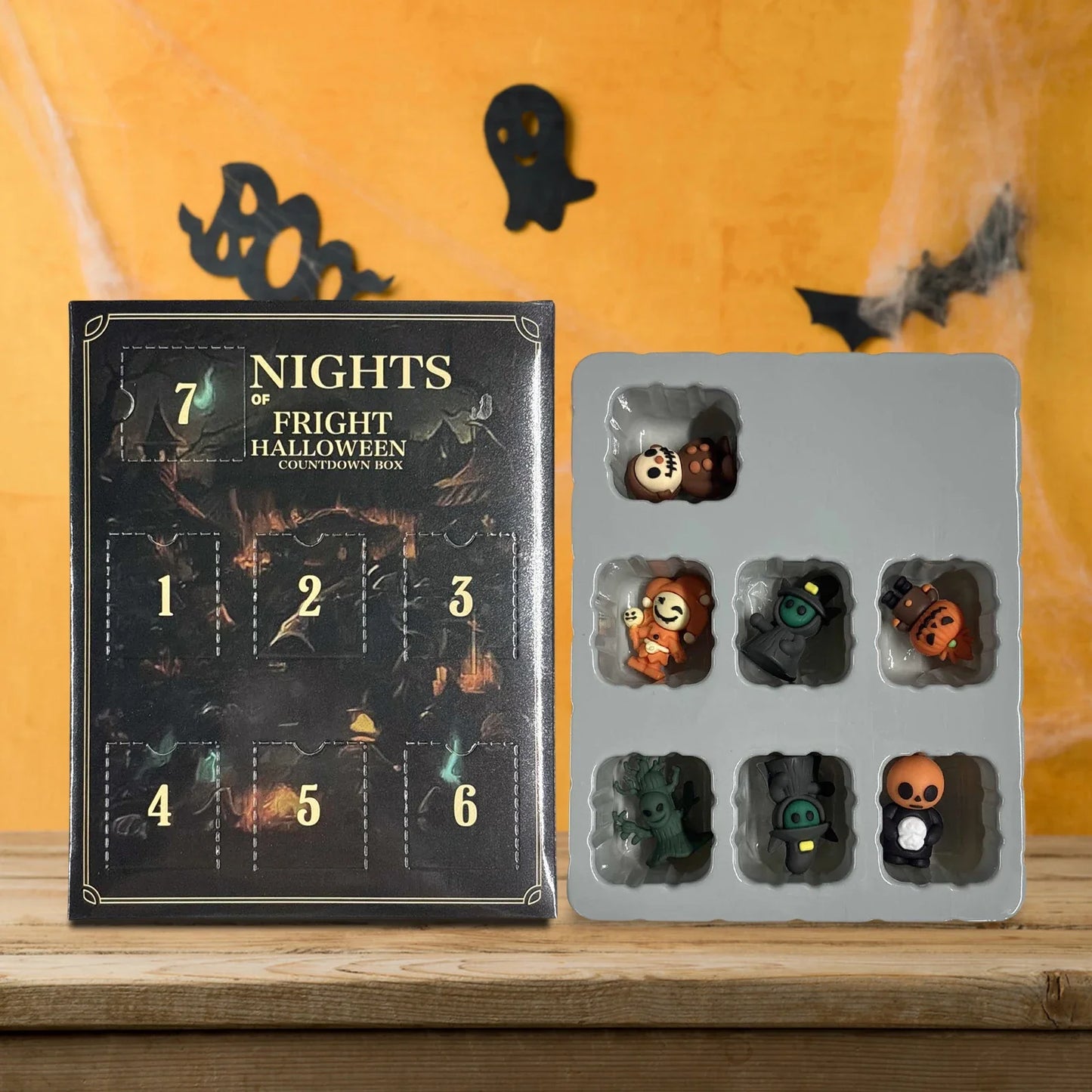Halloween Advent Calendar - 7/15/31-Day Countdown with Collectible Eerie Figurines Gift Box