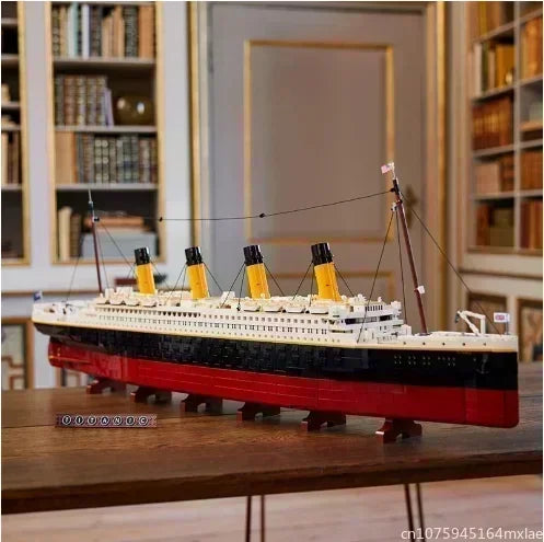 Titanic Movie-Series 9090-Piece Cruise Ship Building Set – Compatible with 10294 Blocks, Includes Original Box, Toy Gift