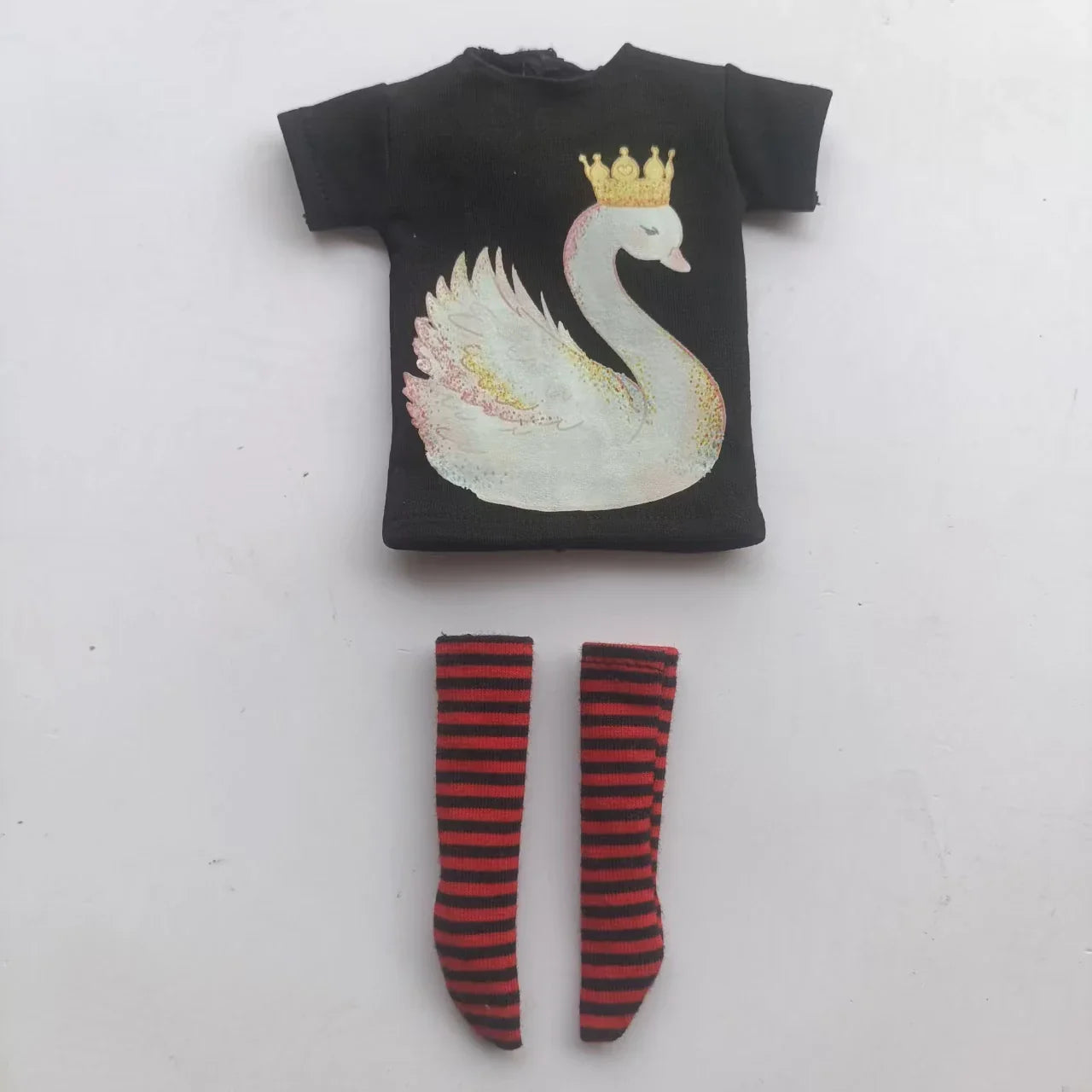 Handmade OB24 1/6 Blyth Doll Clothes – Cartoon T-Shirt with Striped Socks for 1/6 Doll Accessories