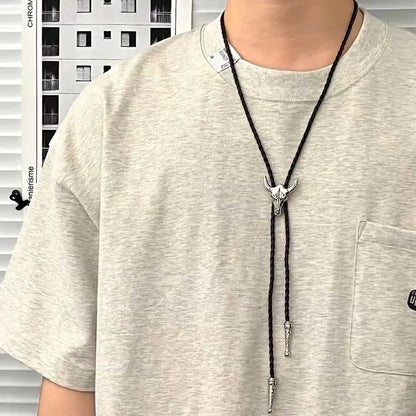 Golden Adjustable Cowboy Bolo Tie – Western Bull Head Pendant Necklace & Men’s Garment Accessory