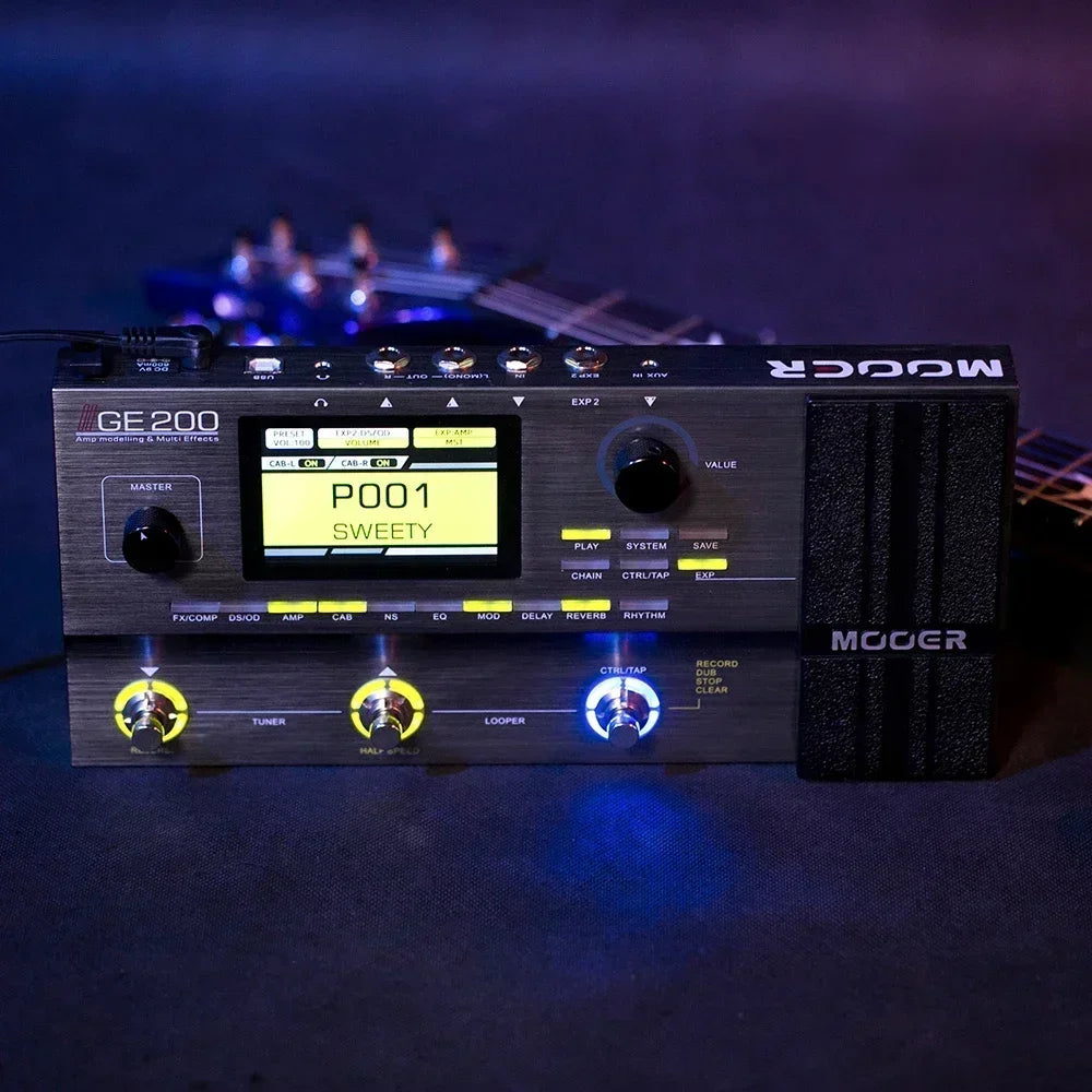 MOOER PE100 Portable Guitar Multi-Effects Processor – 39 Effects, 40 Drum Patterns & 10 Tempo Options
