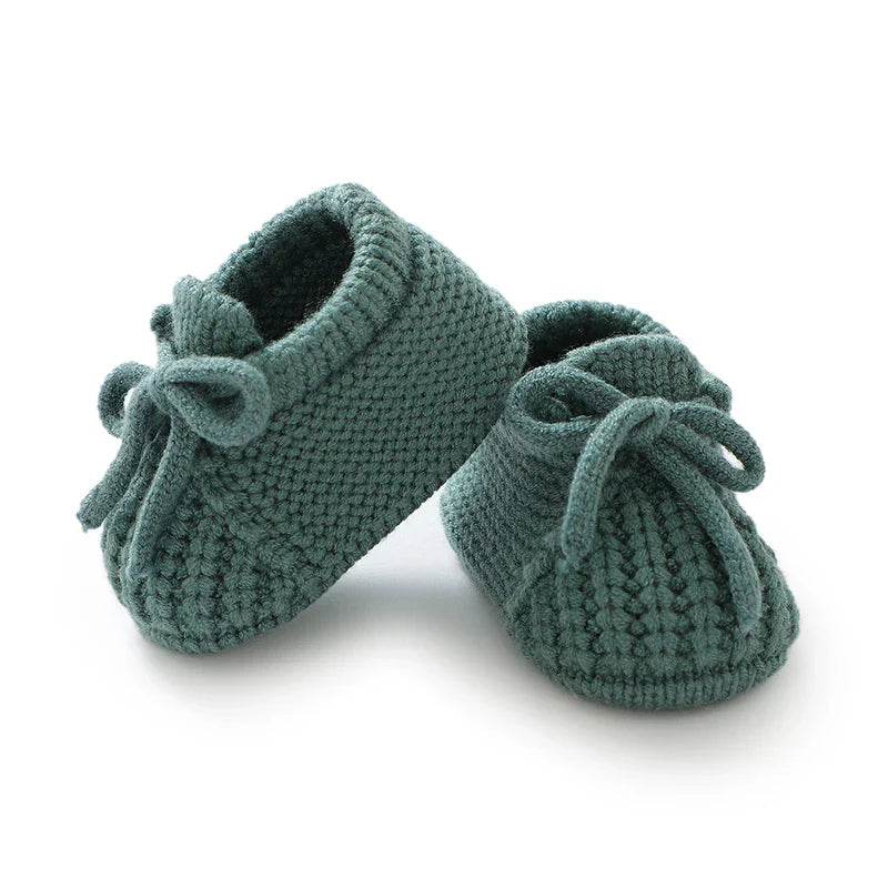 Newborn Baby Shoes — Knitted First Boots for Boys & Girls, Solid Toddler Bed Footwear 0-18M