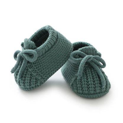 Newborn Baby Shoes — Knitted First Boots for Boys & Girls, Solid Toddler Bed Footwear 0-18M