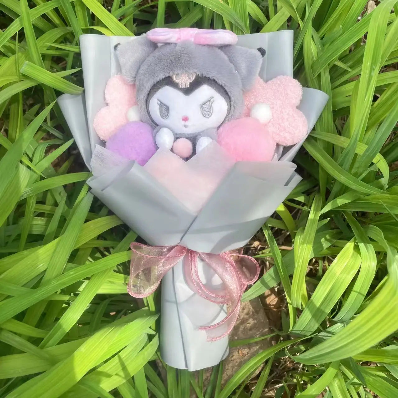 Kawaii Hello Kitty Cat Dolls with Artificial Flowers – Creative Sanrio Bouquet for Christmas, Valentine’s & Birthday Graduation Gifts
