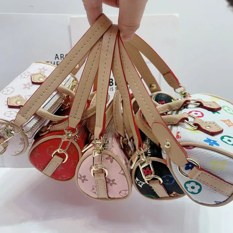 Mini Trendy Headphone Bag Keychain – Fashion Pendant Coin Pocket Red Envelope Flower Shell