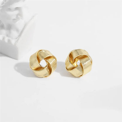 Gold Twisted Flower Stud Earrings – Creative Small Metal Jewelry for Women