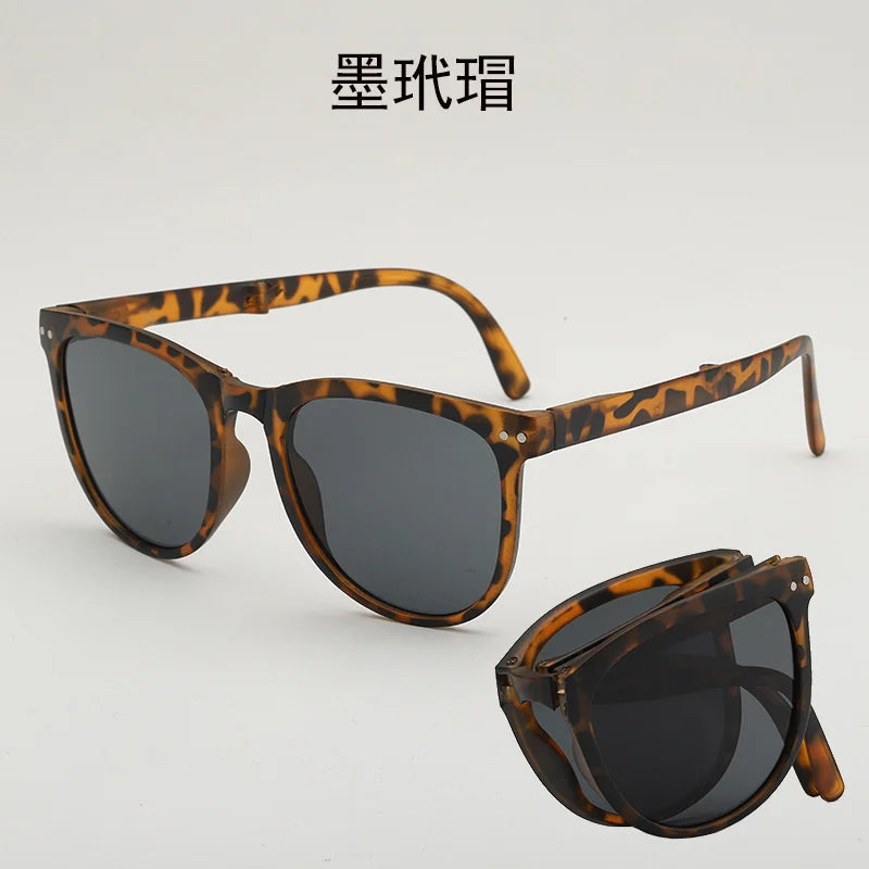 UV400 Polarized Folding Sunglasses – Anti-UV Oval Frame for Men & Women