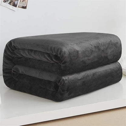 Spring & Winter Flannel Blanket – Soft, Fluffy Coral Fleece Sofa Cover & Bedspread, Solid Blue & Black Plush Blanket for Beds